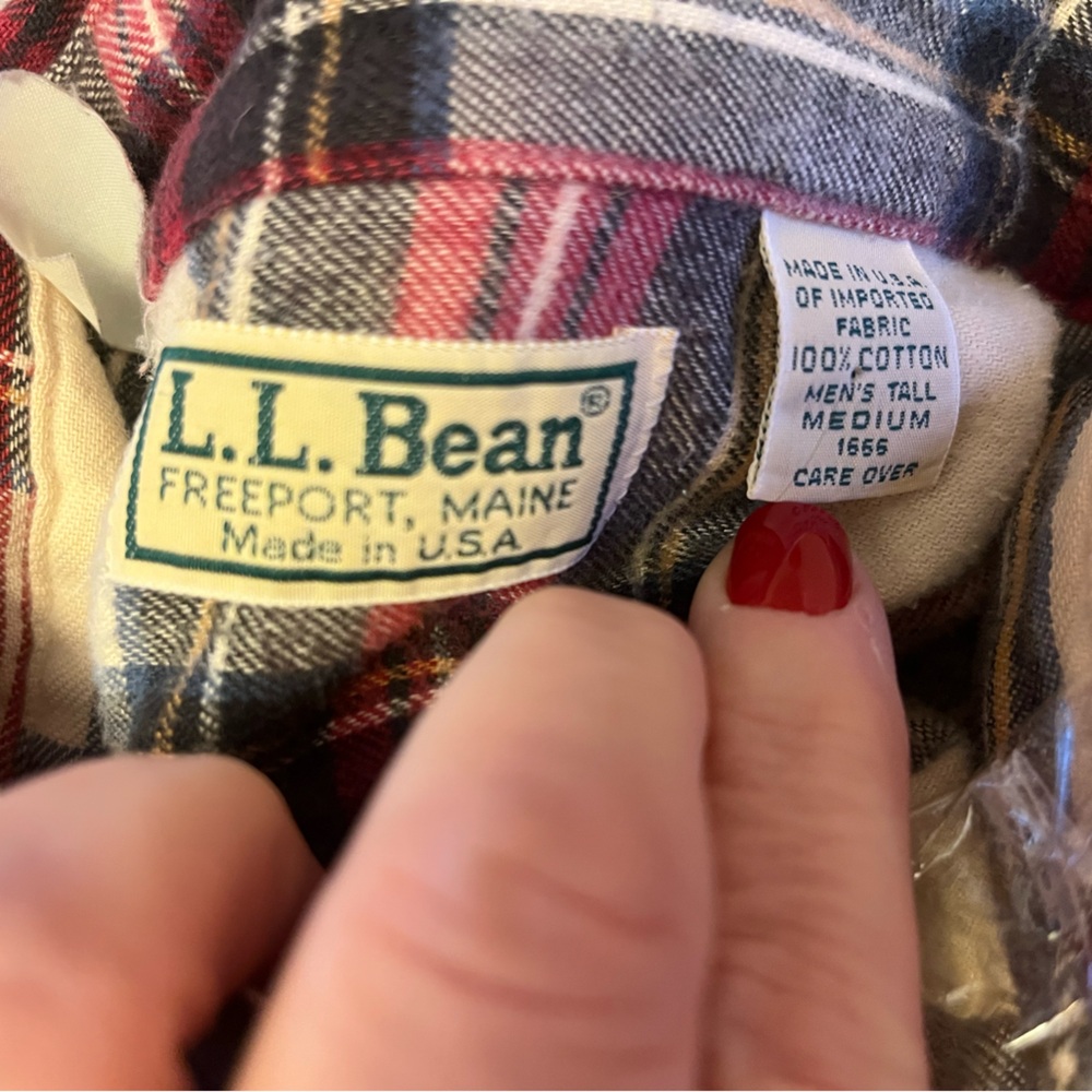 Vintage LL Bean Shirt Mens Medium Tall Red Cream Tartan Plaid Flannel USA MADE - Picture 6 of 6